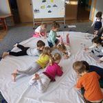 ryswanie na dywanie przedszkolaków.jpg